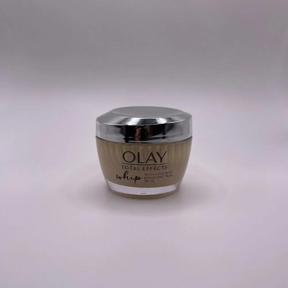 Olay Total Effects SPF Sunscreen Whip Face Moisturizer - Picture 2 of 10